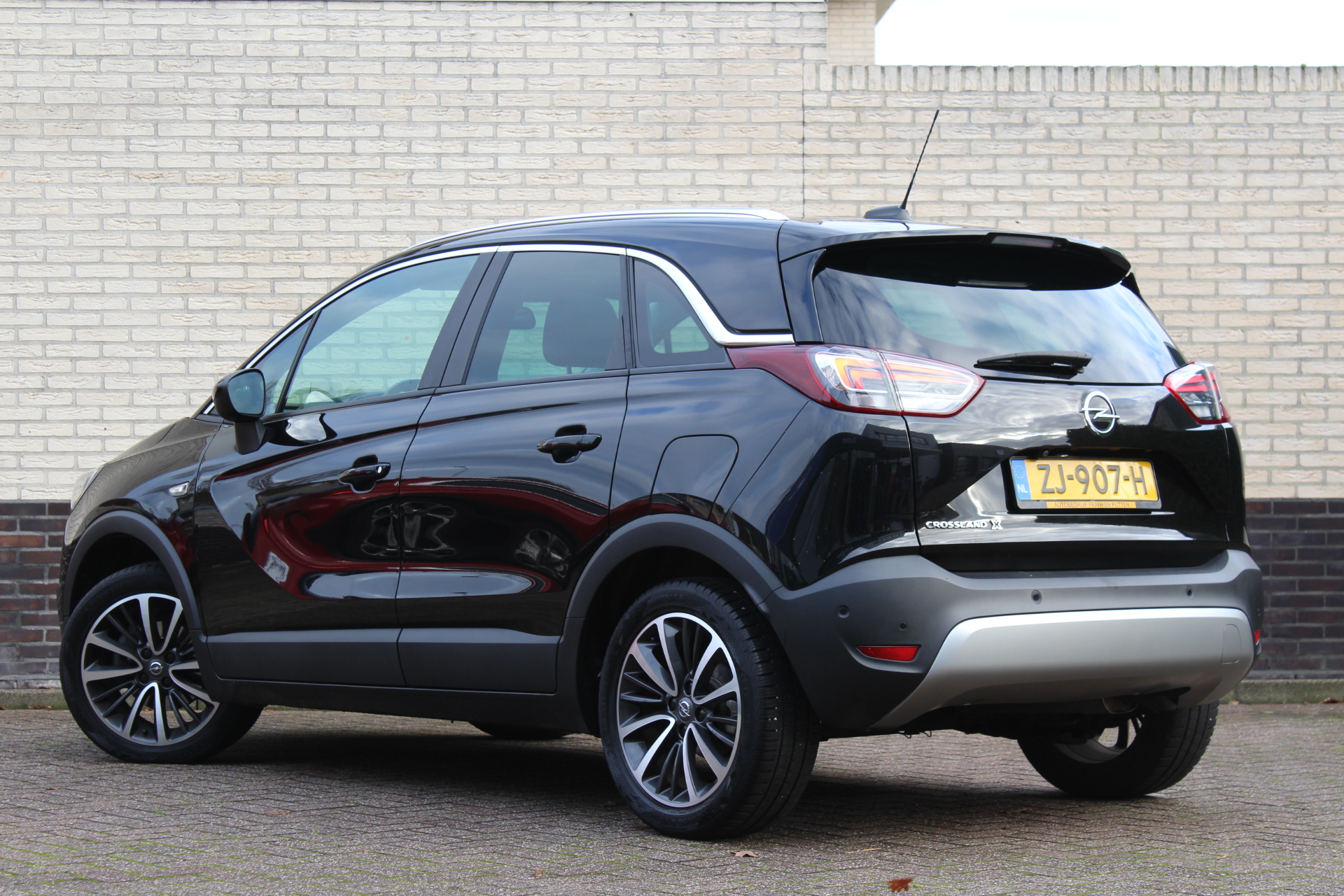 Opel Crossland X